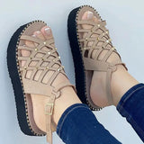 Women Sandals Summer 2022 New Rivets Platform Sandals Flat Heels Shoes Women Summer Sandalias Mujer Elegant Medium Heel