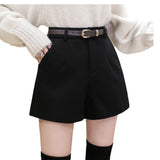 Black Woolen Shorts Female Spring And Autumn Outside Wearing Small Tall Waist Wide Leg Pants 2025 New Show Thin Bottom Boots