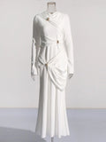 Vietnam's Niche Design Dress 2025 New Round Neck Fashion Kinestic Folding Splicing Body Repair Knitted Dress