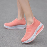 Summer Vulcanized Women Shoes Thick Sole Women Sneakers Light Weight Walking Leisure Sock Shoes Solid Color Footwear