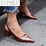 2022 Genuien Leather Vintage Pointed Toe Women Shoes Pumps Spring Summer Party Dancing Slingback Heel Sandals Sadalias