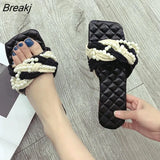 Summer Women Trend Weaving Pearl Flip Flop Sandals Girls Beach Open Toed Luxury Designer Casual Soft Flats