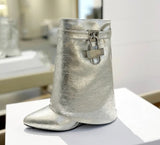Breakj Autumn / Winter New Round Head Big Tube Around The Lock Buckle Shark Buckle Straight Tube Long Boots Wedge Trouser Boots