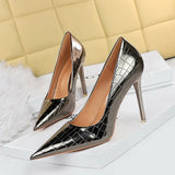 Breakj Sexy Show Thin Shallow Mouth Pointed Ultra High Heel Metal Stone Grain Retro Women's Singles Shoes High