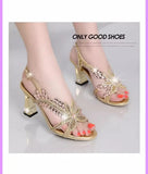 Women Wear Comfortable Non-Slip Open Toe Shoes With Rough Heels And A New Elegant Bohemian Crystal High