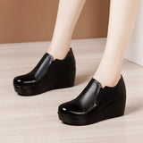 Heel Middle Heel Deep Mouth Single Shoes 2023 Autumn And Winter New Muffin Bottom Thick Bottom Waterproof Table Round Head Large Size Mother