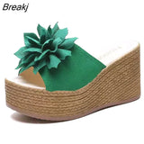 Women's Slippers Women's Fashion 2023 Summer Flowers Wear Thick-soled Slippers One Word Wedge Sandals Wedge Sandals
