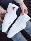 2022 Autumn Woman Shoes Fashion New Woman PU Leather Shoes Ladies Breathable Cute Heart Flats Casual Shoes White