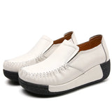 Breakj And Autumn New Heel Bean Shoes Snail Shoes Female Cow Skin Thick Sole Shoes Mother Slope And Rocking Loose Cake