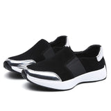 Breakj Women's Shoes 2023 New Autumn Big-Size Old Dad Shoes Women's Ins Thick-Soled Casual Shoes Leather Pedaled Pine Pastry