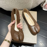 Ninja Shoes Woman Microfiber Leather Comfy Flats Split Toe Slippers Soft Bottom Loafers Brief Ladies Trotter