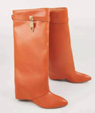 Breakj Autumn / Winter New Round Head Big Tube Around The Lock Buckle Shark Buckle Straight Tube Long Boots Wedge Trouser Boots