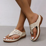 Breakj Large-Size Drill Toes Outside Wearing Beach Sandals Flat-Bottomed Loose Cake Bottom Slippers