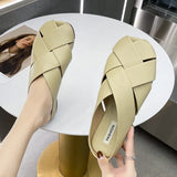 Fashion Weave Women Half Slippers Outdoor Flat Slip-on Sandals Vacation Ladies Slides Women Mules Casual