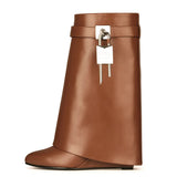 Breakj Autumn / Winter New Round Head Big Tube Around The Lock Buckle Shark Buckle Straight Tube Long Boots Wedge Trouser Boots