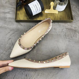 Shoes Women's 2023 New Shallow Riveted Bean Shoes Women's Pointed Flat-Soled Shoes Korean Version Ballet Ladle Shoes Boat