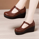 Leather, Soft Soles, Round Head Muffins, Thick Soles, Waterproof Table Shoes, Women's Large Size Anti-Skid Comfortable Middle-Aged Slope Heel Mother