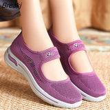 Women 2022 New Fashion Hollow Running Women's Shoes Comfort Light Casual Shoes Women Loafers Non Slip Zapatos