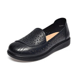 Shoes Girls 2024 Spring And Summer Retro National Style Punched Single Shoes Embroidered Flat Shoes Hollowed-Out Leather Shoes Are