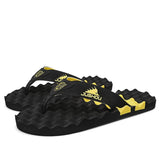 Beach Flip Flops Casual Bath Slippers Breathable Flip Flop Men Thick-Soled Home Shoes Non-Slip Indoor And Outdoor
