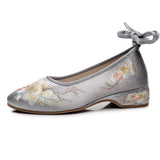 Breakj Shoe Net Shoe Sandals Bag Root Embroidered Cloth Shoes Low Heel Women's Shoes 2023 New National Wind New
