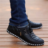 Men Leather Shoes Autumn Men's Casual Shoes Breathable Light Weight White Sneakers Driving Shoes Pointed Toe Business Men