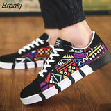 Autumn Men Shoes Fashion Graffiti Men's Sneaker Lightweight Mens Casual Shoes Low Top Breathable Black Male Canvas