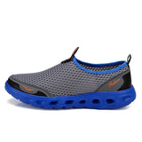 Summer Men Shoes Lightweight Mesh Sneakers Men Fashion Breathable Male Casual Shoes Luxury Brand Designer Mens