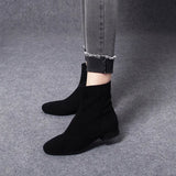 Boots Women 2023 Autumn And Winter New Black Sheepskin Flat-Soled Short Boots With Simple Temperament And Low
