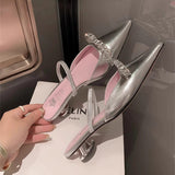 Flip-Flops In The Summer Of 2024, The New Sweet Baotou Heels A Pair Of Slippers In The Air And Round