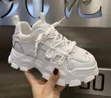 Sneakers Women 2022 New Hot Style Women Flat Non slip Sports Platform Shoes Running Shoes for Women Zapatos De