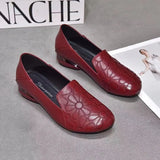 2024 Spring And Autumn, The New Soft Leather Embroidered Retro Single Shoes, Women's Shallow Mouth Round Head, Low Heel And Thick Heel Temperament Mother