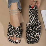 43 Flat-Bottomed Cool Slippers 2025 New Casual Wear Simple Fashion Round-Headed Beach