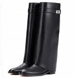 Leather Black Shark Lock Boot Silver Buckle Pointed Toe Flat Women Boots Knee High Ladies Winter Long Boot Ridding
