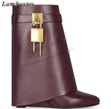 Breakj Autumn / Winter New Round Head Big Tube Around The Lock Buckle Shark Buckle Straight Tube Long Boots Wedge Trouser Boots