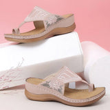 Women Wedge Shoes Soft Sole Vintage Ladies Sandals Embroidery Flower Casual Shoes For Women Comfy Mom Footwear Flip Flops