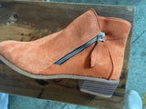 Breakj Martin Boots 2023 Autumn And Winter New Coarse Heel Side Zipper Large Size 43 Yards Female Short