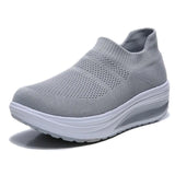 Summer Vulcanized Women Shoes Thick Sole Women Sneakers Light Weight Walking Leisure Sock Shoes Solid Color Footwear