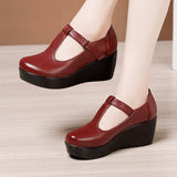 Leather, Soft Soles, Round Head Muffins, Thick Soles, Waterproof Table Shoes, Women's Large Size Anti-Skid Comfortable Middle-Aged Slope Heel Mother