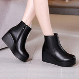 Autumn / Winter Short Boots Women's Round Head Slope Heel Middle Heel Large Size Women's Boots Thick Bottom Slope Heel Waterproof Table Martin Boot