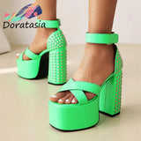 INS Hot Sale Rivet Platform Elegant Party Sexy Club Woman Gladiator Sandals Open Toe Hook Loop Trendy Summer