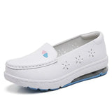 Woman Nurse Flat Shoes Fashion White Slip on Comfort Moccains Shoes Warm Plush Loafers Women Wedge Platform Sneakers