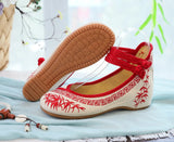 Breakj And White Porcelain Embroidered Cloth Shoes, Spring And Autumn Women's Single Shoes, Casual Double Plate Buckle Retro Shallow