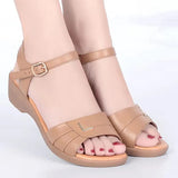 Sandals Female Summer 2023 New Wedge Comfortable Flat Middle-Aged Soft Bottom Middle-Aged Female