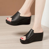 Slope Slippers Women's 2023 Summer New Waterproof Table Thick Soles Sandals Wear Loose Cake Soles High-Heeled