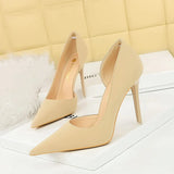 Breakj Simple Banquet High Heels With Shallow Mouth Pointed Side Hollow Out Vintage Lychee Grain High