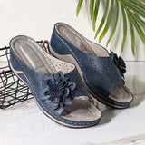 Breakj Slopes And Slippers Women's 2023 Summer New Hollow Flowers Flat Bottoms Cool Slippers Beach Women's