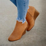 Breakj Autumn And Winter New Flat Bottom Slope And Short Boots Women Retro Horse Chelsea Boots Large Size Women's
