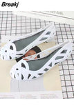 Women Sandals 2023 Hollow Flat Shoes Female Slip on Sandals Fashion Soft Light Slides Ladies Comfortable Beach Flat