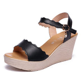 New Summer Muffin Thick-Soled High-Heeled Sandals Female Waterproof Platform Students Buckle Large Sandals In One